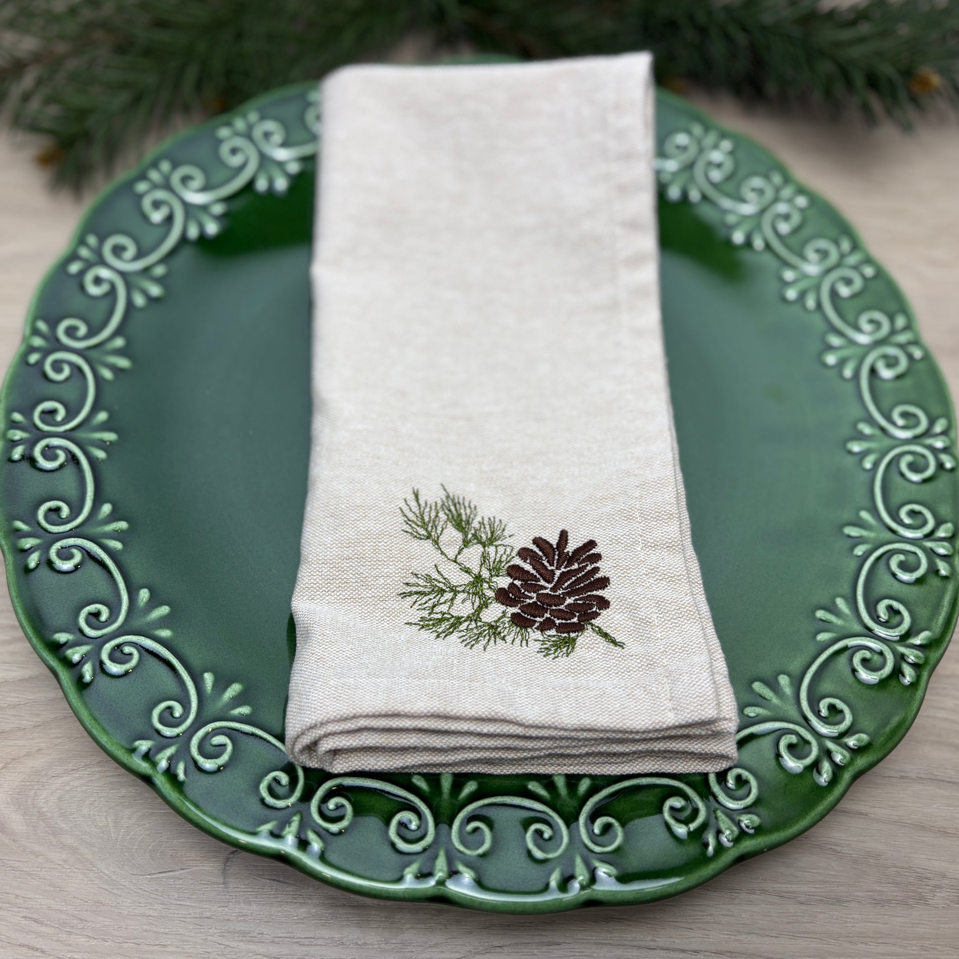Pinecone Dinner Napkins (Set of 4)