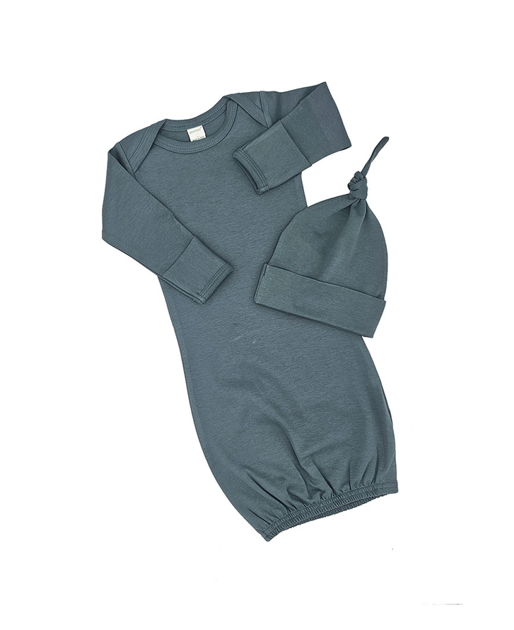 Embroidered Organic Long Sleeve Infant Gown and Knotted Beanie Gift Set